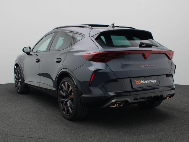 Cupra Formentor 1.5 TSI e-Hybrid VZ Performance panoramadak, achteruitrijcamera, dodehoeksensor, Sennheiser geluidssyteem, stoelverwarming, 19" lichtmetalen velgen