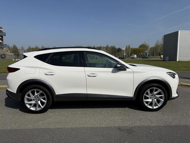 Cupra Formentor 1.4 e-Hybrid 19'' LM Velgen / Stoel & Stuur verw. / Virtual Cockpit / LED