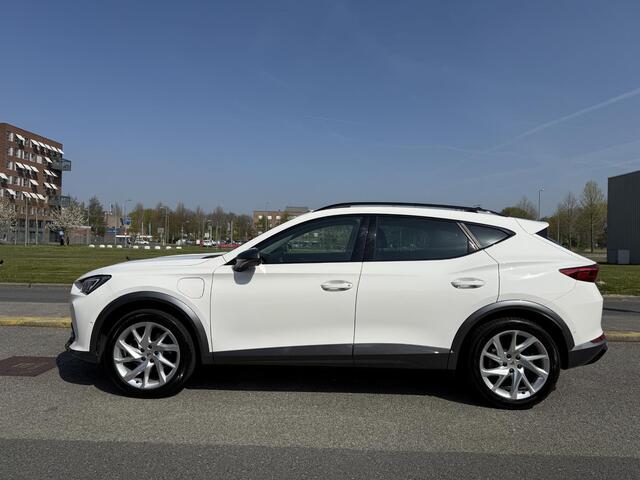 Cupra Formentor 1.4 e-Hybrid 19'' LM Velgen / Stoel & Stuur verw. / Virtual Cockpit / LED