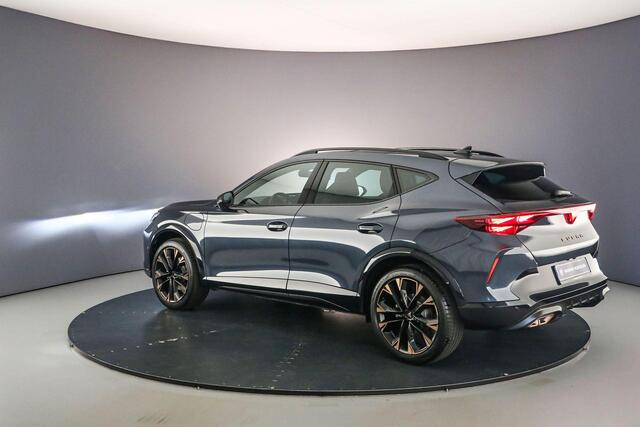 Cupra Formentor Business 1.5 TSI eHybrid 204pk DSG Automaat Panoramadak, Elektrische achterklep, Adaptive cruise control, 360 camera, Navigatie, Achteruitrijcamera