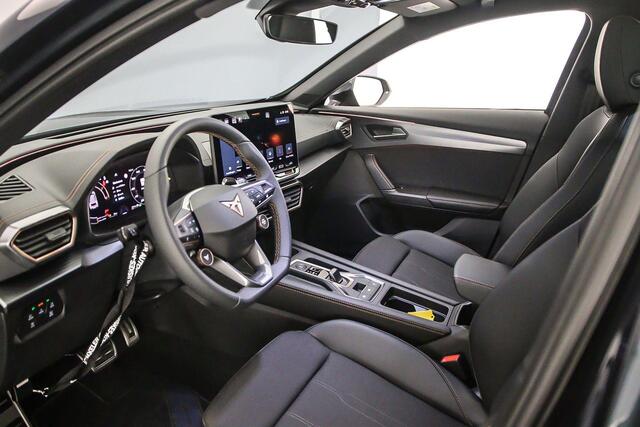 Cupra Formentor Business 1.5 TSI eHybrid 204pk DSG Automaat Panoramadak, Elektrische achterklep, Adaptive cruise control, 360 camera, Navigatie, Achteruitrijcamera