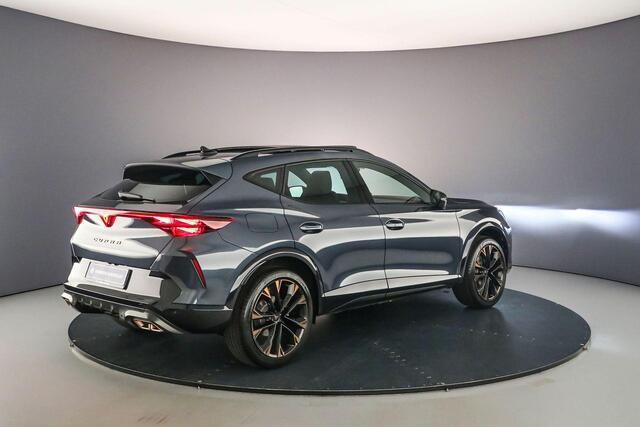 Cupra Formentor Business 1.5 TSI eHybrid 204pk DSG Automaat Panoramadak, 360 camera, Elektrische achterklep, Adaptive cruise control, Achteruitrijcamera, Navigatie
