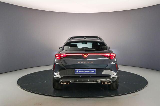 Cupra Formentor Business 1.5 TSI eHybrid 204pk DSG Automaat Panoramadak, 360 camera, Elektrische achterklep, Adaptive cruise control, Achteruitrijcamera, Navigatie