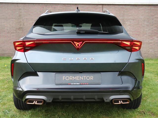 Cupra Formentor 1.5 TSI e-Hybrid 204pk | Panoramadak | 360gr. camera | Elektrische achterklep | Navigatie | Adaptieve cruise control |