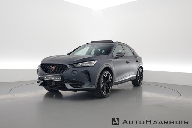 Cupra Formentor 1.4 e-Hybrid VZ | Pano | MAT Grijs | Elek. trekhaak | Stoel- Stuurverw. | Adapt. Cruise