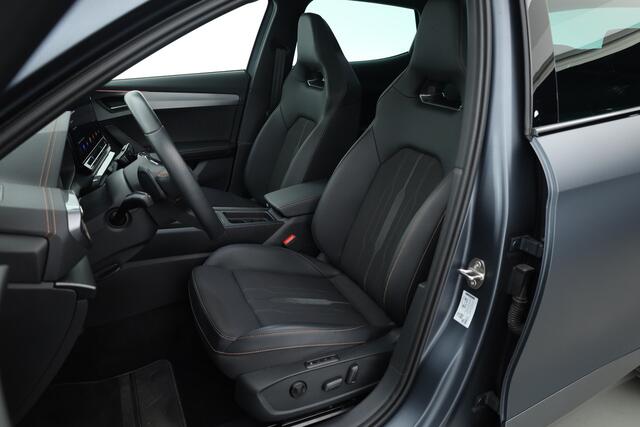 Cupra Formentor 1.4 e-Hybrid VZ | Pano | MAT Grijs | Elek. trekhaak | Stoel- Stuurverw. | Adapt. Cruise