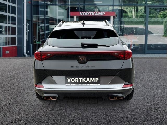 Cupra Formentor 1.4 TSI DSG VZ E-HYBRID PANO-DAK/CAMERA/E-KLEP/NAVI/ACC/STOELVER