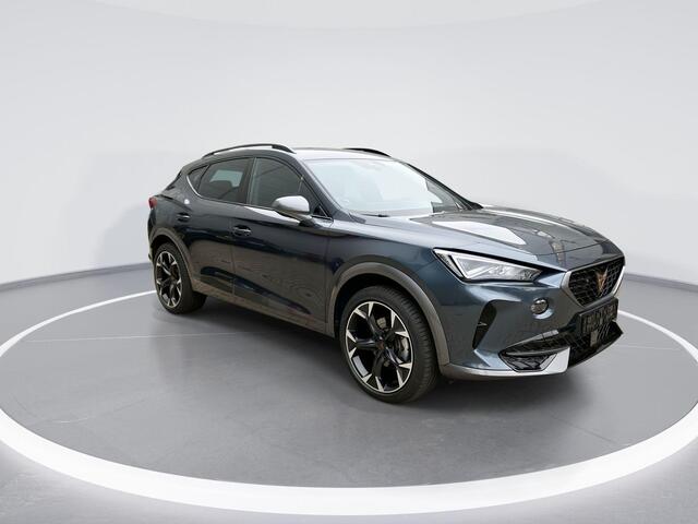 Cupra Formentor 1.4 204pk DSG e-Hybrid Business · Camera · Apple/Android Car Play · Navi · Dodehoek · Stuurwiel Verwarming · 19'' Inch · Garantie t/m 18-07-2028 of 100.000km