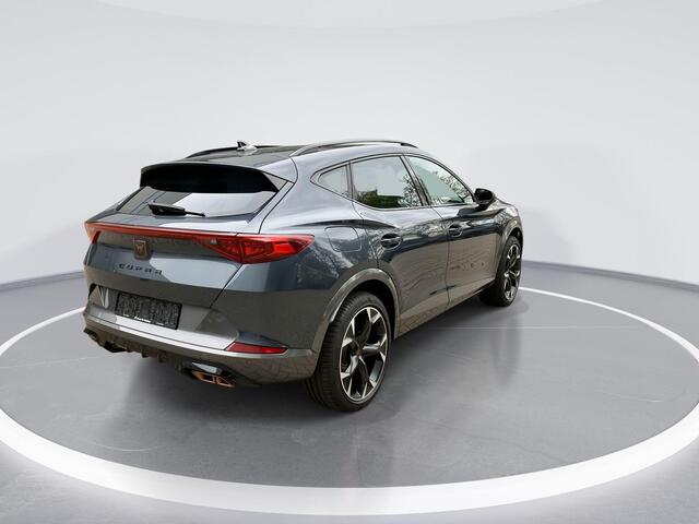 Cupra Formentor 1.4 204pk DSG e-Hybrid Business · Camera · Apple/Android Car Play · Navi · Dodehoek · Stuurwiel Verwarming · 19'' Inch · Garantie t/m 18-07-2028 of 100.000km