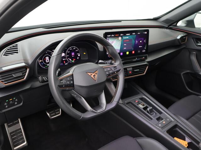 Cupra Formentor 1.4 e-Hybrid Performance | 245 PK | Panoramadak | Digitaal instrumentenpaneel | Verwarmde voorstoelen |