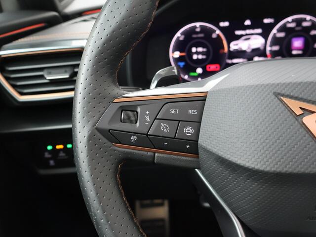 Cupra Formentor 1.4 e-Hybrid Performance | 245 PK | Panoramadak | Digitaal instrumentenpaneel | Verwarmde voorstoelen |