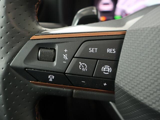 Cupra Formentor 1.4 e-Hybrid VZ Performance | 245 PK | Panoramadak | Elek. achterklep | Achteruitrijcamera |