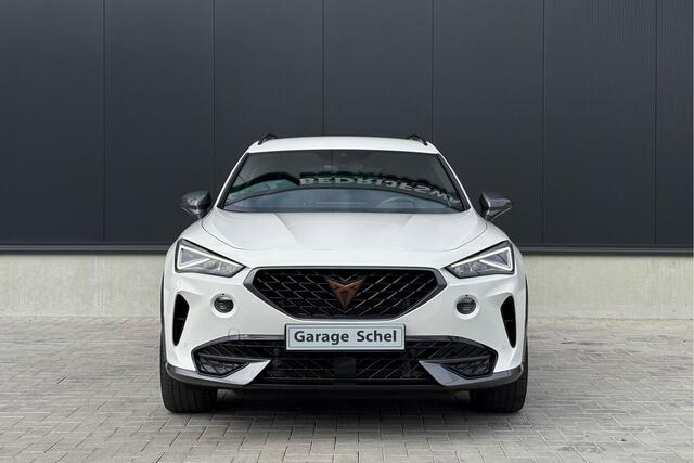 Cupra Formentor 1.4 e-Hybrid VZ Performance PHEV - Kuipstoelen - ACC - LED - Navi - Camera - Winterpakket - Rijklaar