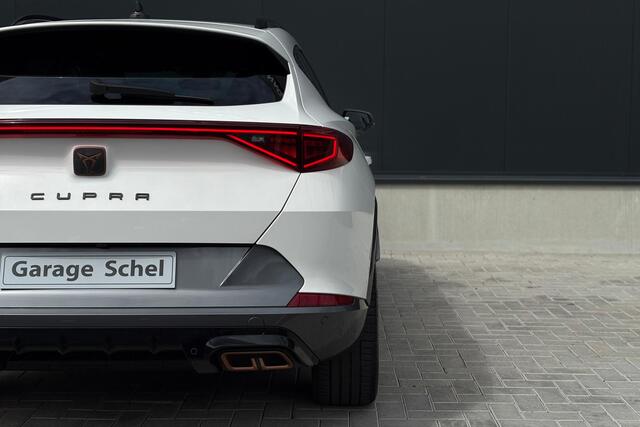 Cupra Formentor 1.4 e-Hybrid VZ Performance PHEV - Kuipstoelen - ACC - LED - Navi - Camera - Winterpakket - Rijklaar