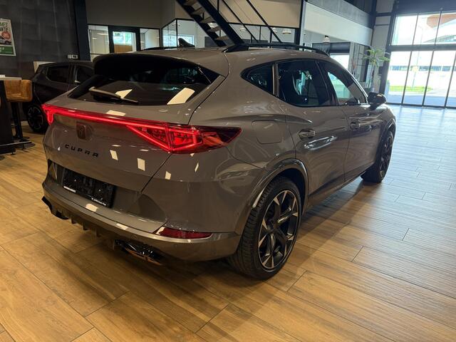 Cupra Formentor 1.4 e-Hybrid VZ Black Edition VZ 245pk|PHEV|Elektrische Achterklep|NAVI|
