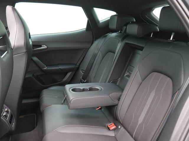 Cupra Formentor 1.4 e-Hybrid VZ Performance 245PK DSG Pano-Schuifdak, Adaptieve Cruise Controle, Achteruitrijcamera, Side Assist, Keyless, Stoel-Stuurverwarming, Memorystoel, Virtual Pedal, Trekhaak, 19" LM Velgen