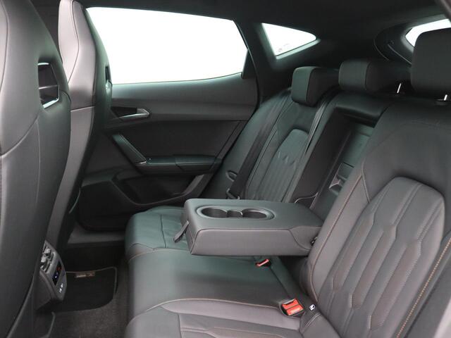 Cupra Formentor 1.4 e-Hybrid VZ Performance 245PK DSG Pano-Schuifdak, Adaptieve Cruise Controle, Volleder, Stoel-Stuurverwarming, Achteruitrijcamera, Side Assist, Keyless, Trekhaak, 19" LM Velgen