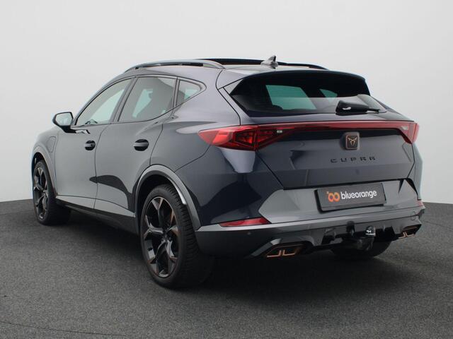 Cupra Formentor 1.4 e-Hybrid VZ Performance 245PK DSG Pano-Schuifdak, Adaptieve Cruise Controle, Volleder, Stoel-Stuurverwarming, Achteruitrijcamera, Side Assist, Keyless, Trekhaak, 19" LM Velgen