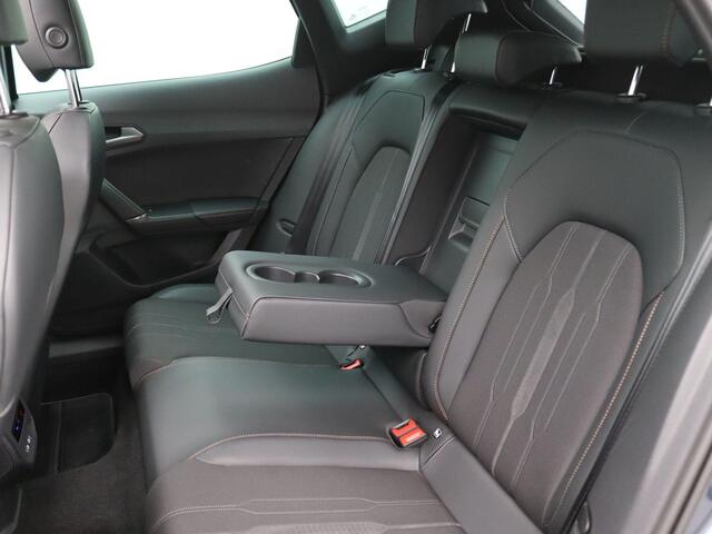 Cupra Formentor 1.4 e-Hybrid Performance 204PK DSG Pano-Schuifdak, Adaptieve Cruise Controle, Side Assist, Keyless, Virtual Pedal, Achteruitrijcamera, Stoel-Stuurverwarming, 19" LM Velgen