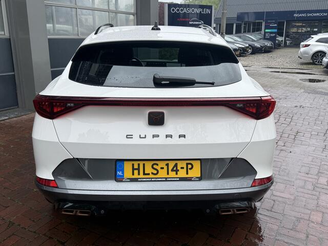 Cupra Formentor 1.4 e-Hybrid Business Bj 2022 Km 24.000 Nap 1e eigenaar 245pk