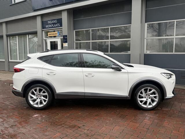 Cupra Formentor 1.4 e-Hybrid Business Bj 2022 Km 24.000 Nap 1e eigenaar 245pk