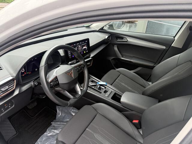 Cupra Formentor 1.4 e-Hybrid Business Bj 2022 Km 24.000 Nap 1e eigenaar 245pk