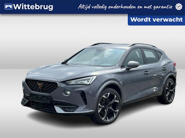 Cupra Formentor 1.4 e-Hybrid 245PK VZ Performance / Panoramadak / Blauwe Lederen Kuiptstoelen / Memory Seat / Elekrische Achterklep / Achteruitrijcamera / Stuur + Stoelverwarming
