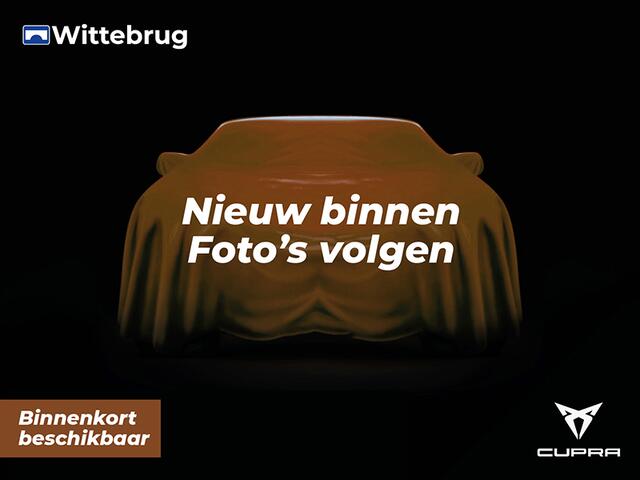 Cupra Formentor 1.4 e-Hybrid 245PK VZ Performance / Panoramadak / Blauwe Lederen Kuiptstoelen / Memory Seat / Elekrische Achterklep / Achteruitrijcamera / Stuur + Stoelverwarming