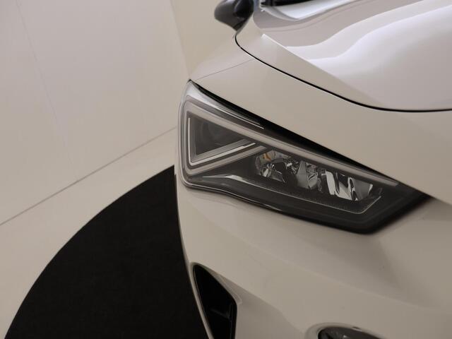 Cupra Formentor 1.4 e-Hybrid Performance | Cupra mode | 360 camera | Adaptieve demping | Keyless | Stoel- en stuurwielverwarming | 3-zone airco | Dodehoek detectie | Navigatie |