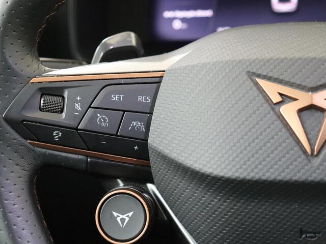 Cupra Formentor 1.4 e-Hybrid Performance | Cupra mode | 360 camera | Adaptieve demping | Keyless | Stoel- en stuurwielverwarming | 3-zone airco | Dodehoek detectie | Navigatie |