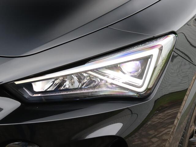 Cupra Formentor 1.4 e-Hybrid VZ 245pk | Elek. Verstelbare bestuurdersstoel | Achteruitrijcamera | Dodehoekdetectie | Adaptieve Cruise Control | Stoel- & Stuurverwarming |