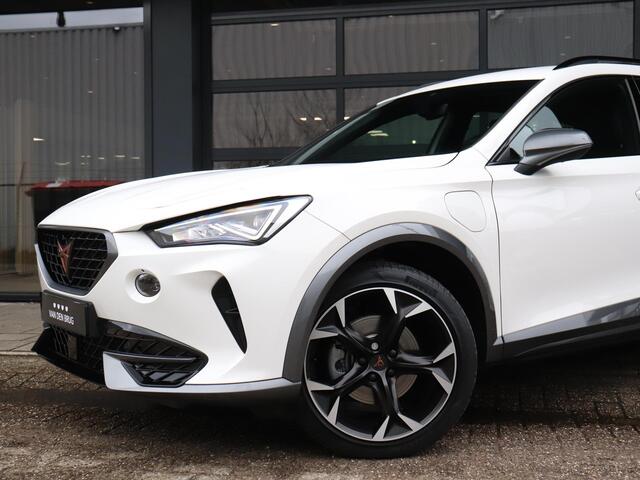 Cupra Formentor 1.4 e-Hybrid 204pk | Adaptieve Cruise Control |Stoel- en stuurverwarming | Achteruitrijcamera | Keyless entry & go |