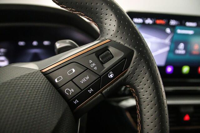 Cupra Formentor Essential 1.4 TSI e-Hybrid 204pk DSG Automaat Trekhaak, Adaptive cruise control, Achteruitrijcamera, Stoelverwarming, Navigatie, LED verlichting, Stuurwiel verwarmd