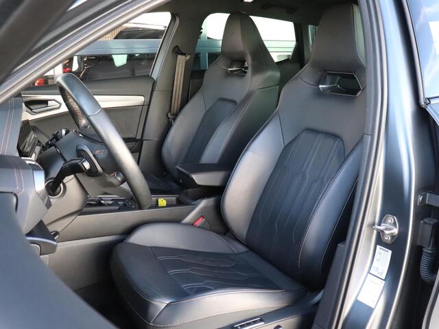 Cupra Formentor 1.4 e-Hybrid VZ 245PK | Panoramadak | 360 camera | Dodehoeksensoren | Elektrische achterklep | Stuur -& Stoelverwarming | Apple Carplay / Android Auto |