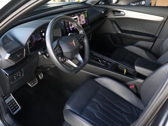Cupra Formentor 1.4 e-Hybrid VZ 245PK | Panoramadak | 360 camera | Dodehoeksensoren | Elektrische achterklep | Stuur -& Stoelverwarming | Apple Carplay / Android Auto |