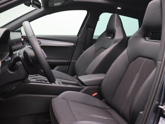 Cupra Formentor 1.4 e-Hybrid Performance full led, adaptive cruise met travel assist, side assist, schuif-kanteldak, elek. verstelbare voorstoel, stuur-stoelverwarming, keyless, navigatie, 19" lichtmetaal