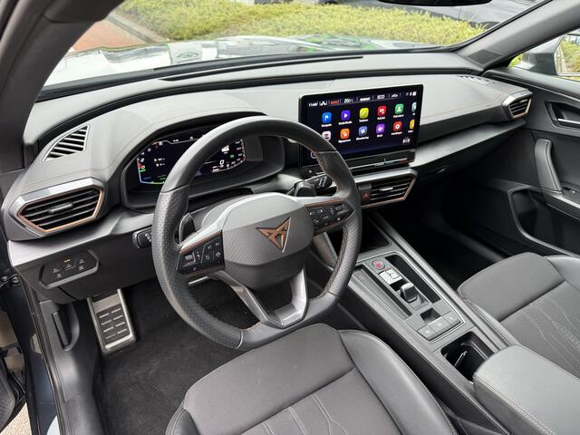 Cupra Formentor 1.4 e-Hybrid VZ Performance / 19" LMV / Navi / Kuipstoelen / Adaptief Onderstel / Full LED