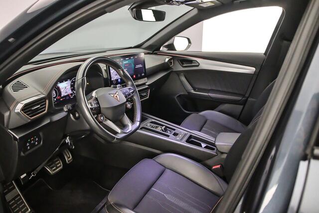 Cupra Formentor VZ Performance 1.4 TSI e-Hybrid 245pk DSG Automaat Panoramadak, Trekhaak, Elektrische achterklep, Adaptive cruise control, Achteruitrijcamera, Navigatie