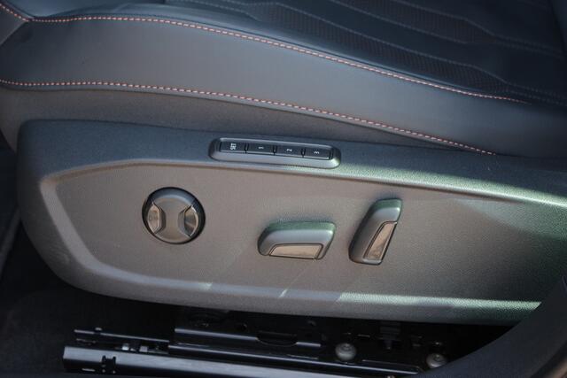 Cupra Formentor 1.4 e-Hybrid 204 PK Essential PHEV, Lederen Kuipstoelen, Memory, LED, Groot-Navigatie