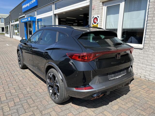 Cupra Formentor 1.4 e-Hybrid VZ Performance / AUTOMAAT/ CAMERA/ PARK. SENSOREN/ 245 PK/ DCC/ MATRIX/ MEMORY SEATS/ DODE HOEK/ KEYLESS/ BLUETOOTH/ STOEL-STUURVERWARM./ ADAPT. CRUISE/ NAVI/ CLIMA/ DAB/ 19" LMV