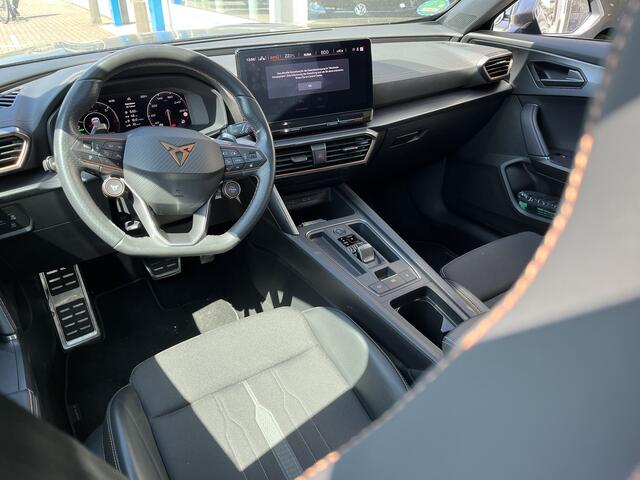 Cupra Formentor 1.4 e-Hybrid VZ Performance / AUTOMAAT/ CAMERA/ PARK. SENSOREN/ 245 PK/ DCC/ MATRIX/ MEMORY SEATS/ DODE HOEK/ KEYLESS/ BLUETOOTH/ STOEL-STUURVERWARM./ ADAPT. CRUISE/ NAVI/ CLIMA/ DAB/ 19" LMV