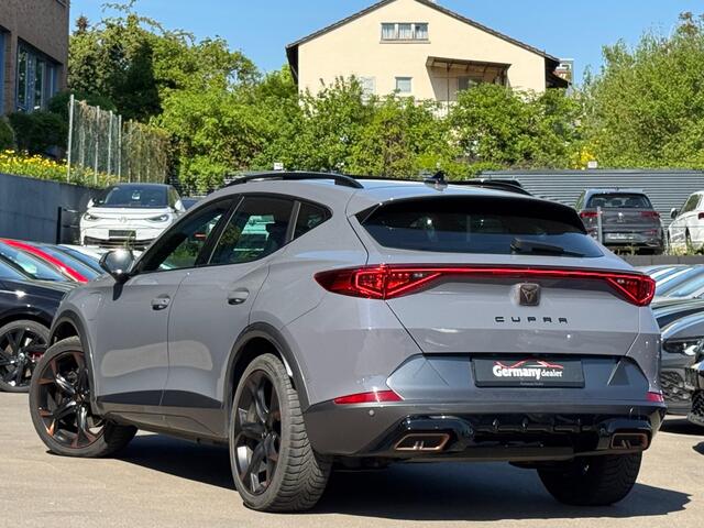 Cupra Formentor 1.4 e-Hybrid VZ Performance 245pk Pano Adapt-Cruise Sfeerverlichting Side-Assist Adapt. Demping