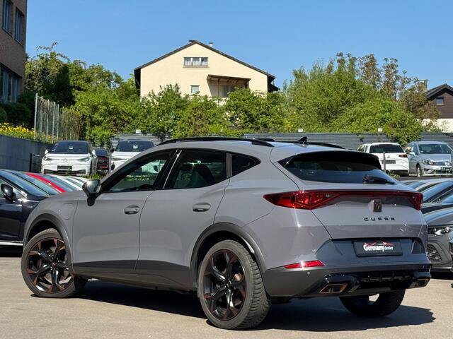 Cupra Formentor 1.4 e-Hybrid VZ Performance 245pk Pano Adapt-Cruise Sfeerverlichting Side-Assist Adapt. Demping