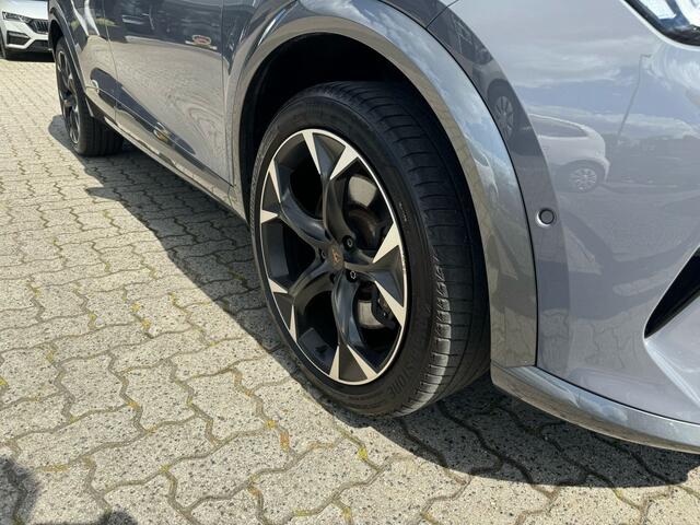 Cupra Formentor 1.4 e-Hybrid Adrenaline 245pk, trekhaak, virtual cockpit, cruise