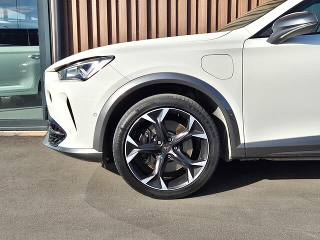 Cupra Formentor 1.4 e-Hybrid VZ Performance | BTW | Pano | Suur-stoelverw. | Keyless