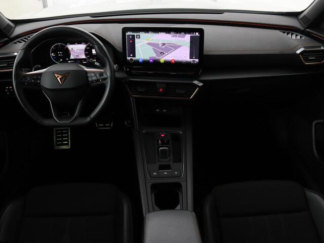 Cupra Formentor 1.4 e-Hybrid VZ | 245pk | Camera | Adaptive cruise | Stuurverwarming | Sfeerverlichting | Navigatie | Keyless | Full LED | PHEV