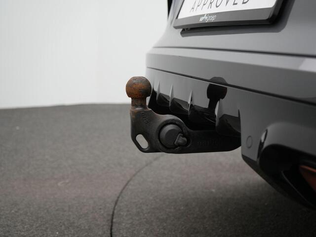 Cupra Formentor Performance 1.4 e-Hybrid VZ 245 pk DSG | Trekhaak | Supersport stuur | Dynamic Chassis Control | Side Assist | Park Assist | Adaptive Cruise