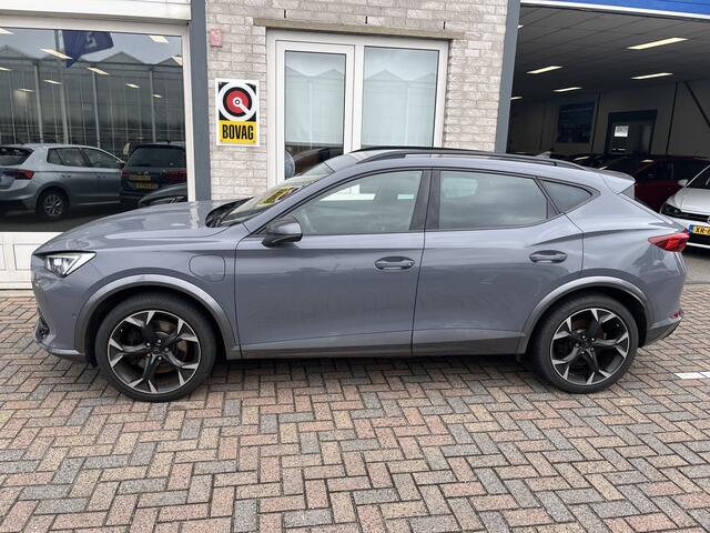 Cupra Formentor 1.4 e-Hybrid VZ Performance / AUTOMAAT/ 245 PK/ ELEKTR. STOEL/ KEYLESS/ 19" LMV/ MATRIX/ NAVI/ DAB/ 3-ZONE CLIMA/ DIGITAL DASH/