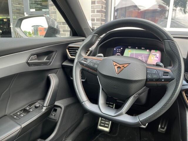 Cupra Formentor VZ E-HYBRID 245PK ADAPTIVE - CAMERA - STUURV. - 19 INCH