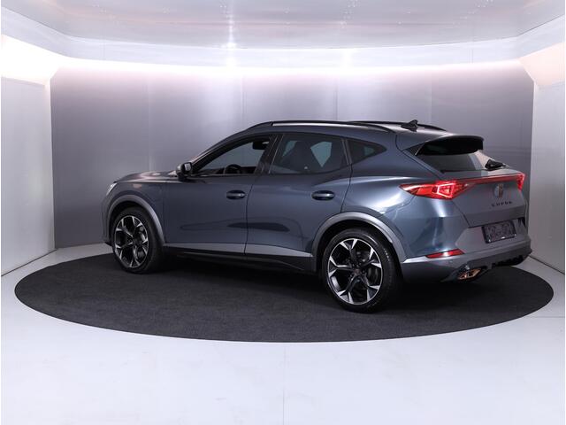 Cupra Formentor 1.4 e-Hybrid VZ Performance 245 pk Automaat (DSG) | Navigatie | Parkeersensoren (Park assist) | Achteruitrijcamera | Stoelverwarming | Lichtmetalen velgen 19" |